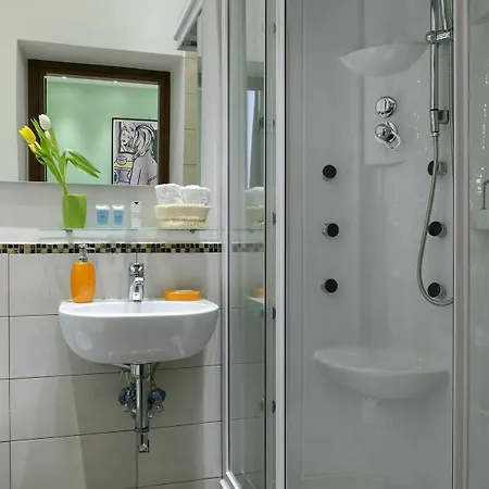 Vatication 4* روما