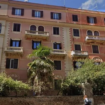 Vatication Affittacamere 4*